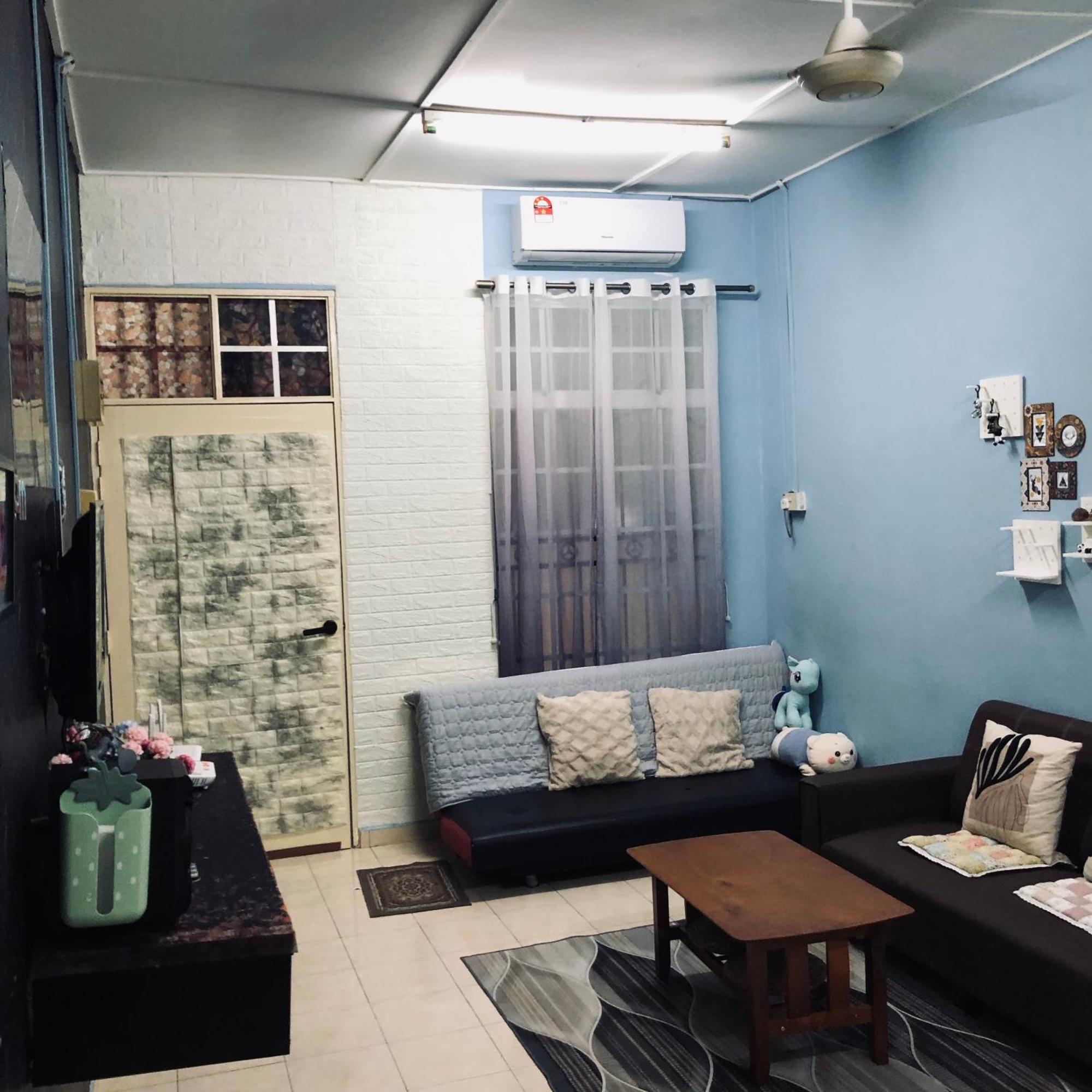 E&Y Homestay Kuala Rompin Exterior foto